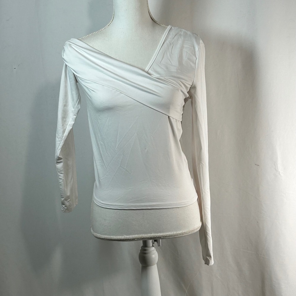 Women's‎ White Asymmetrical Draped Long Sleeve Top Fashionable Chic